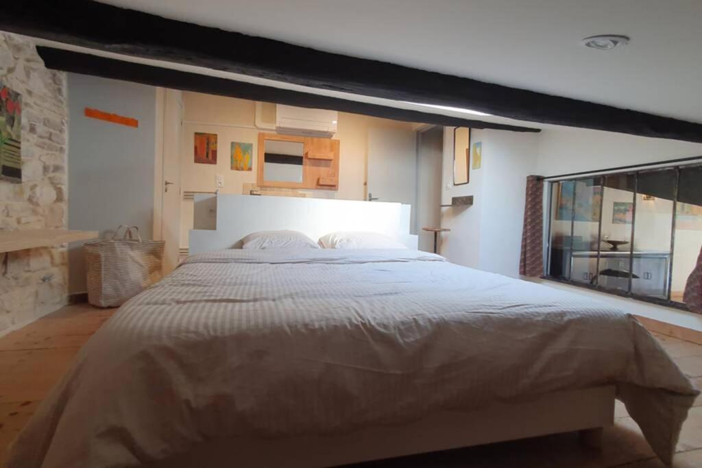 Grand Loft En Plein Coeur Du Vieux-Port Apartment Marseille Luaran gambar