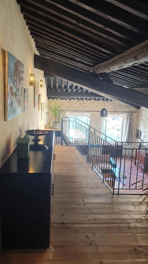 Grand Loft En Plein Coeur Du Vieux-Port Apartment Marseille Luaran gambar